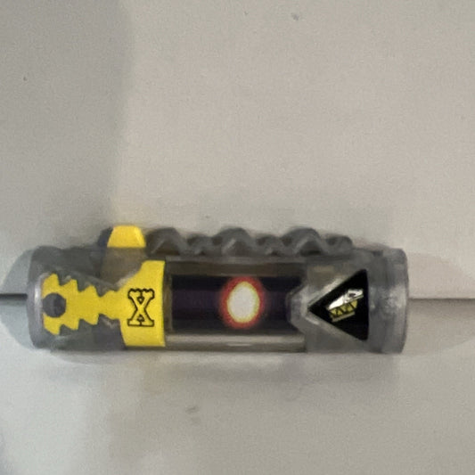 Power Rangers Dino Charge X Maximum Yellow Silver Charger